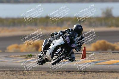 media/Dec-18-2022-SoCal Trackdays (Sun) [[8099a50955]]/Turn 14 (940am)/